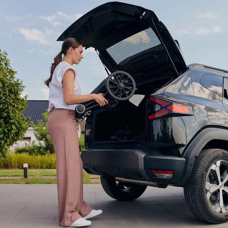 Carucior sport, Lionelo, Mika Plus, Cadru din aluminiu, Copertina XXL, Spatar reglabil in 3 pozitii, Cu accesorii, Pana la 22 kg, 6-48 luni; EN1888-1, EN1888-2 EN1466, Mocha Mousse