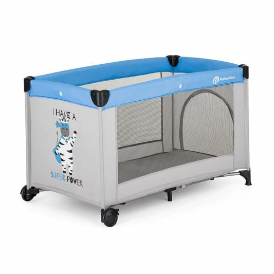 Patut pliant, Petite&Mars, Koot, 120 x 60 cm, Cu roti, Functie de tarc, Pliere compacta, Include geanta de transport, Intrare laterala cu fermoar, Pereti din plasa, Pana la 15 kg, 0-30 luni, Gri