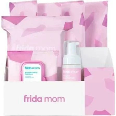 Set postnatal pentru maternitate, Frida Mom, Must Have, 4 bucati chiloti postpartum, 4 tampoane Ice Maxi, 24 tampoane racoritoare, Spuma pentru recuperare 150 ml, Sac depozitare, XS-XL