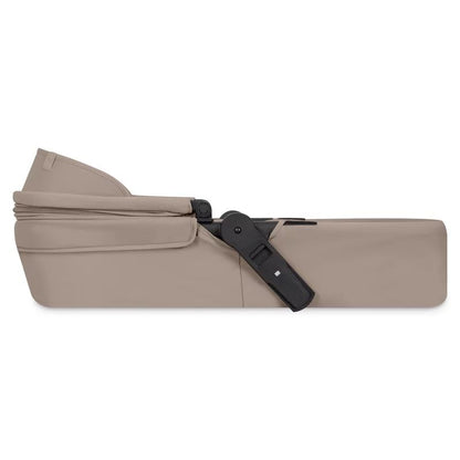 Carucior 3 in 1, Lionelo, Greet, Pana la 15 kg, Cadru aluminiu, Cu landou si salteluta moale, Cu scoica auto, Reversibil, Cu accesorii, Maner, suport pentru picioare, spatar reglabile, Bej
