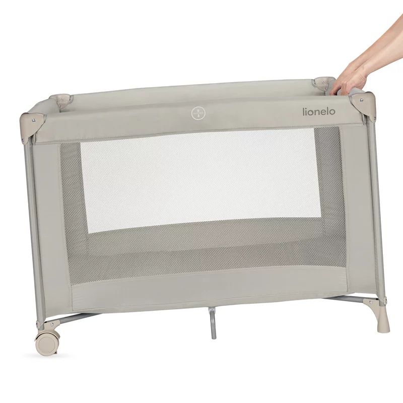 Patut pliant, Lionelo, Amelie, Cu intrare laterala, 100.5×70.5 cm, Include salteluta, roti, geanta pentru transport, Constructie usoara- 7 kg, Cadru stabil din otel, Bej
