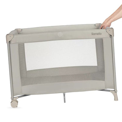 Patut pliant, Lionelo, Amelie, Cu intrare laterala, 100.5×70.5 cm, Include salteluta, roti, geanta pentru transport, Constructie usoara- 7 kg, Cadru stabil din otel, Bej