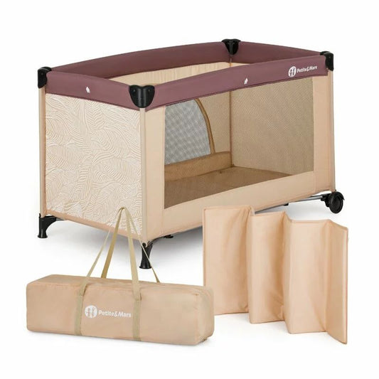 Patut pliant, Petite&Mars, Nyja, 120 x 60 cm, Cu roti, Functie de tarc, Pliere compacta, Include geanta de transport, Intrare laterala cu fermoar, Pereti din plasa, Pana la 15 kg, 0-30 luni, Maro